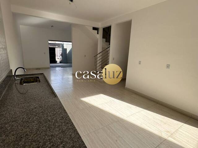 Casa para Venda em Sarzedo - 4