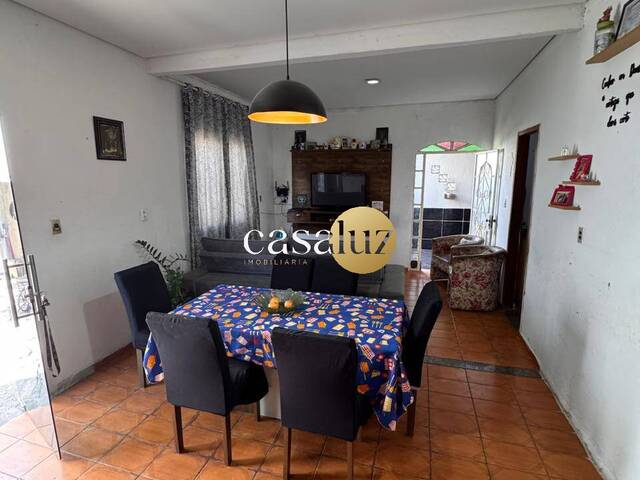 Casa para Venda em Betim - 2