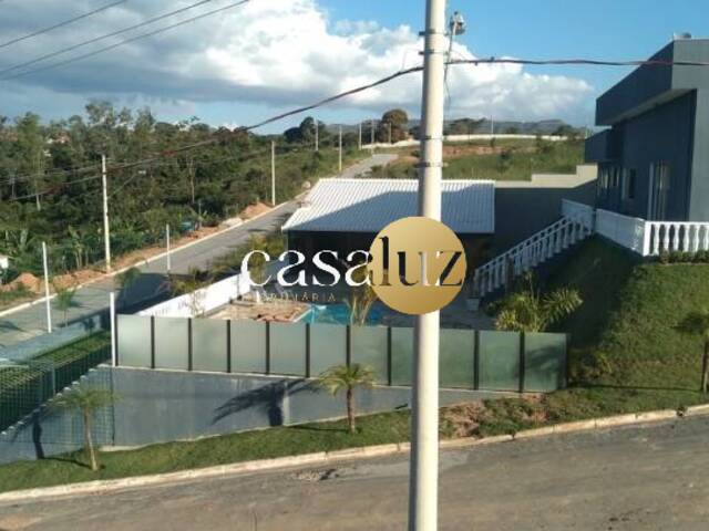 Casa para Venda em Sarzedo - 2