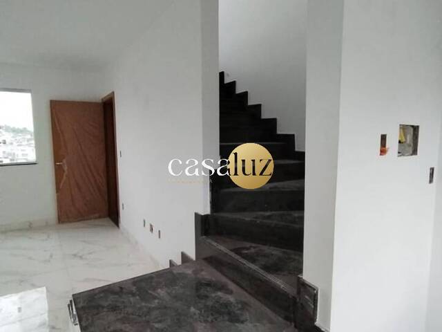 #CO0012 - Cobertura para Venda em Sarzedo - MG