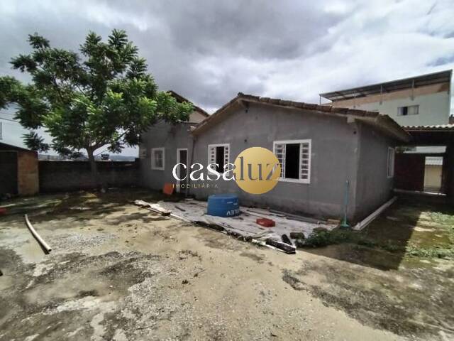 Casa para Venda em Sarzedo - 2