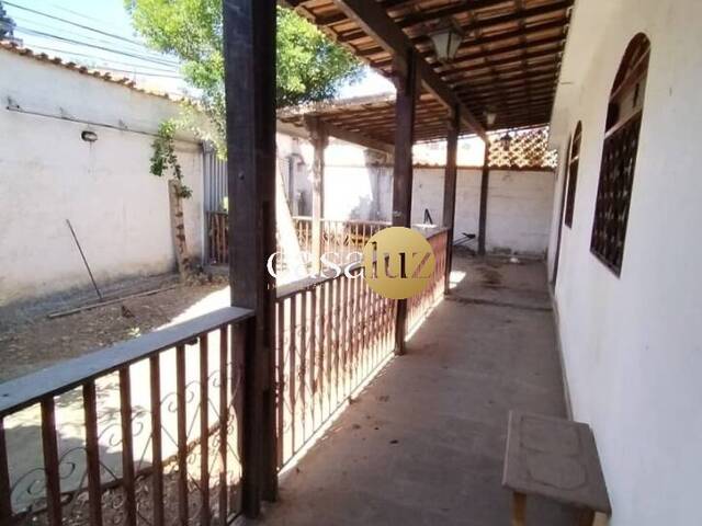 #CA0175 - Casa para Venda em Belo Horizonte - MG