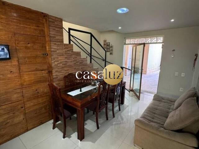 Casa para Venda em Ibirité - 2